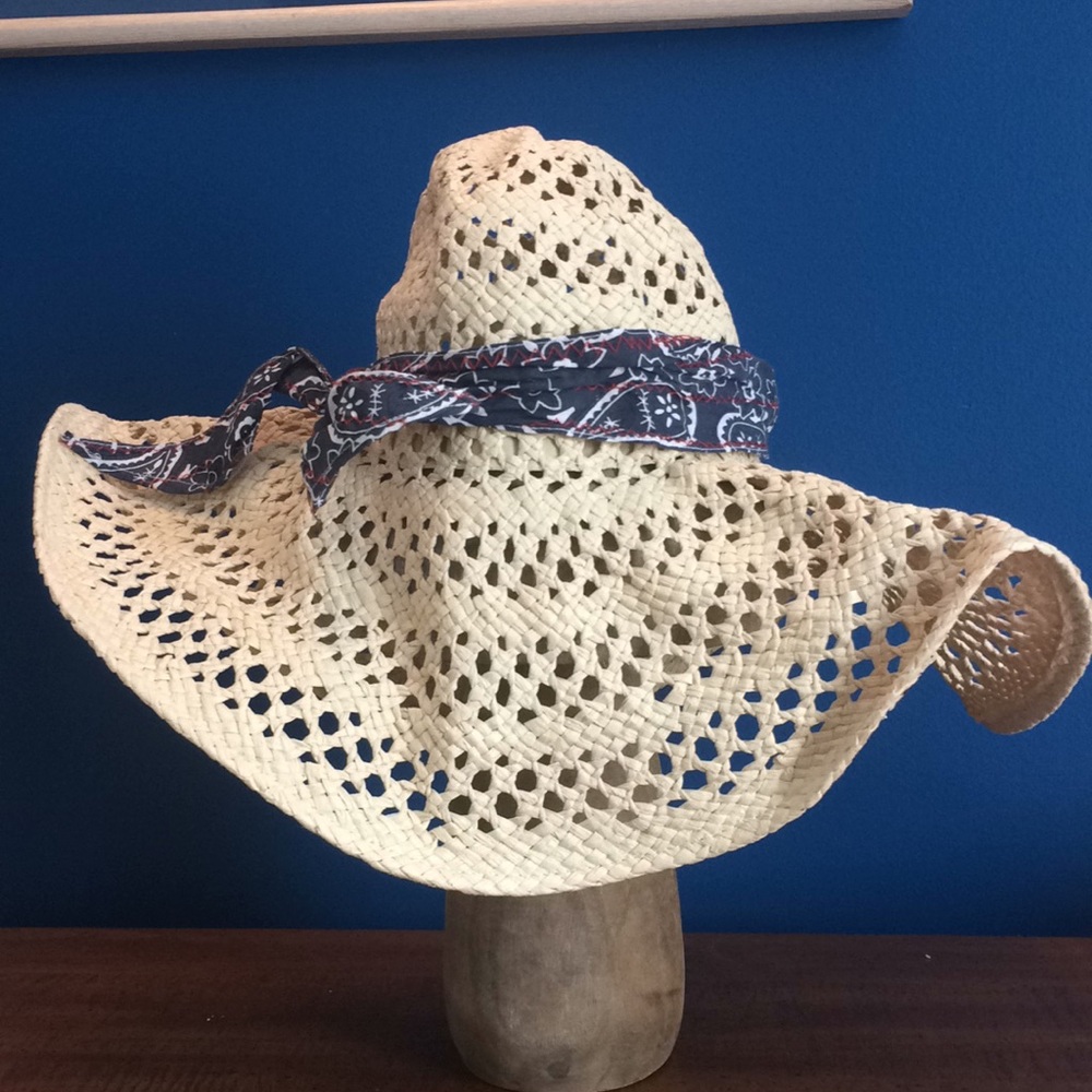 Floppy straw hat
